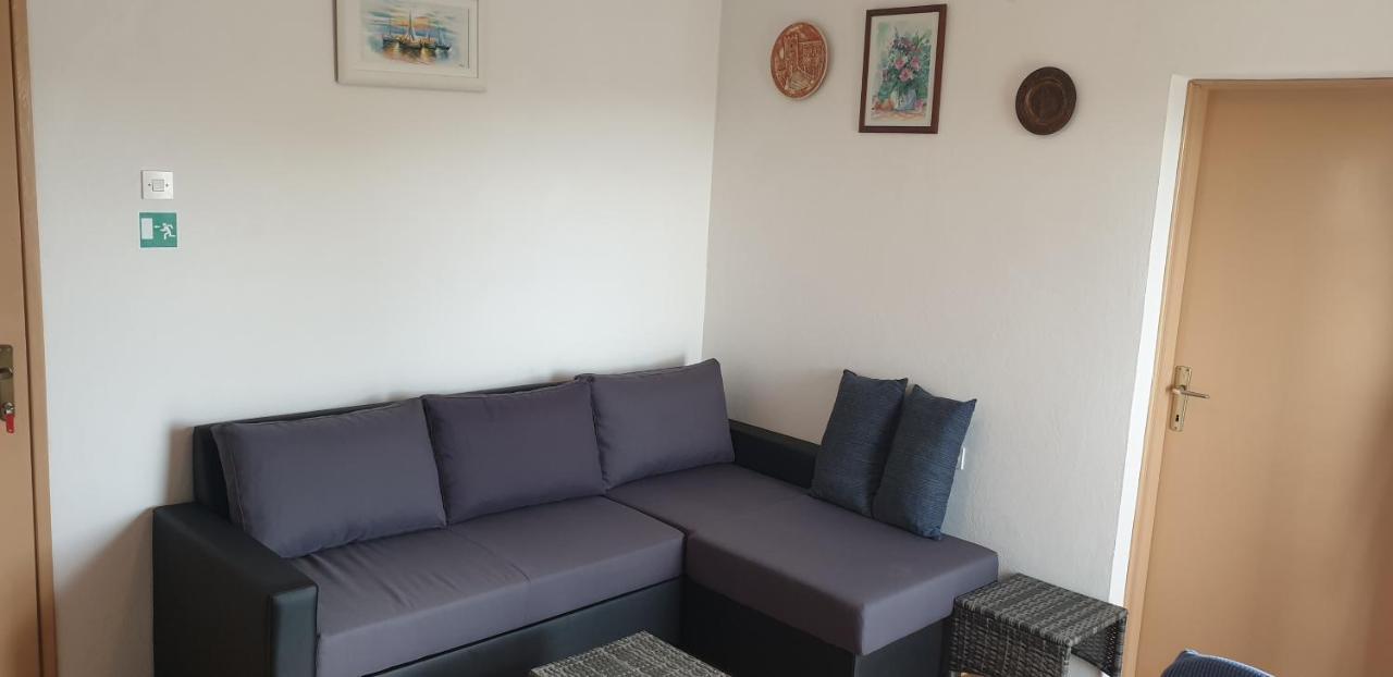 Oaza Apartman Ražanac Kültér fotó