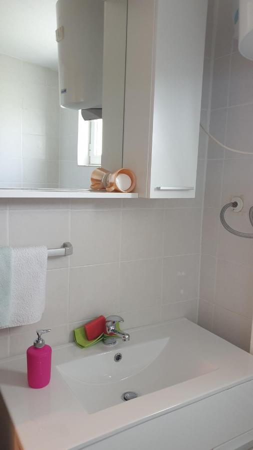 Oaza Apartman Ražanac Kültér fotó