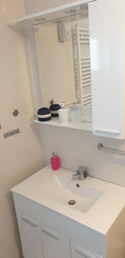 Oaza Apartman Ražanac Kültér fotó